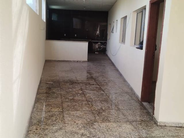Casa 3 quartos e 2 banheiros, para alugar, no bairro Funcionários em Contagem