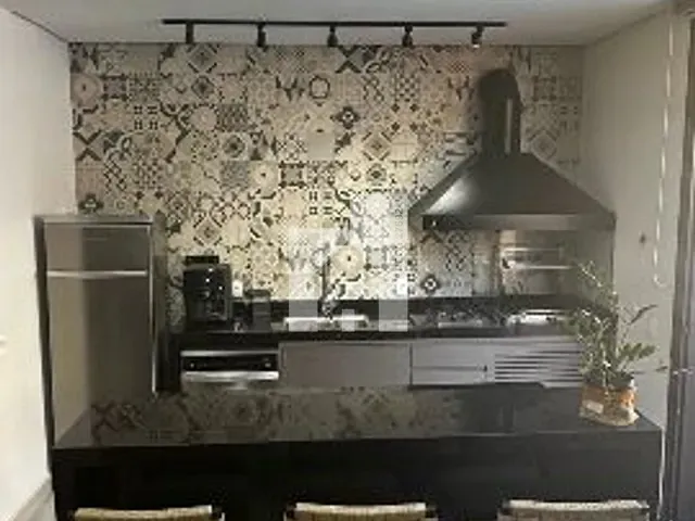 Casa com 310m² 3 quartos e 5 banheiros, à venda, no bairro Engordadouro em Jundiaí