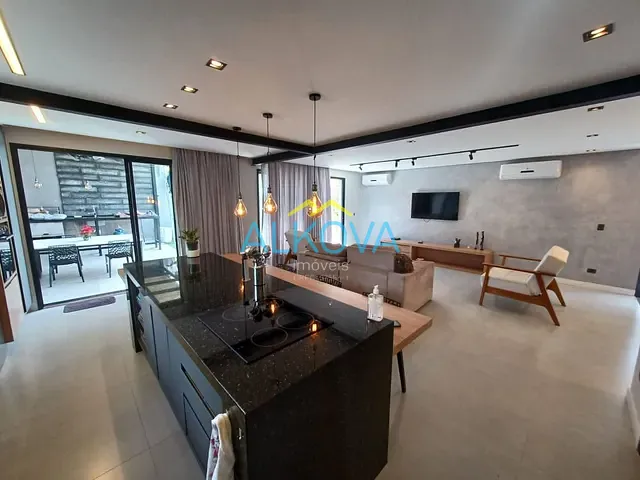 Casa com 360m² 3 quartos e 6 banheiros, à venda, no bairro Jardim Esplanada em São José dos Campos