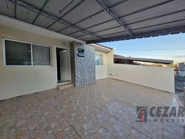 Casa 2 quartos e 1 banheiro, para alugar, no bairro Bairro Alto em Curitiba