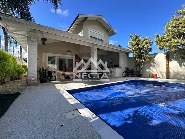 Casa com 336m² 5 quartos e 7 banheiros, à venda, no bairro Jardim Primavera em Caraguatatuba