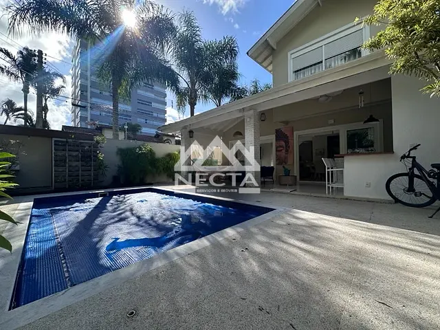 Casa com 336m² 5 quartos e 7 banheiros, à venda, no bairro Jardim Primavera em Caraguatatuba