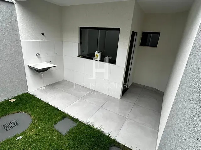 Casa com 120m² 2 quartos e 2 banheiros, à venda, no bairro Parque Eldorado Oeste em Goiânia