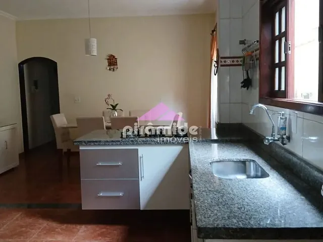 Casa com 141m² 3 quartos e 3 banheiros, à venda, no bairro Jardim Sul em São José Dos Campos