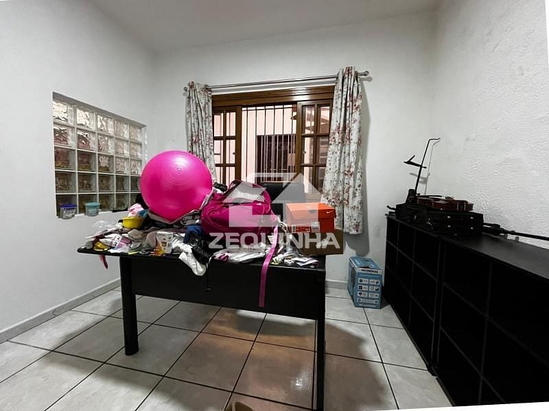 Casa à venda com 3 quartos, 260m² - Foto 13