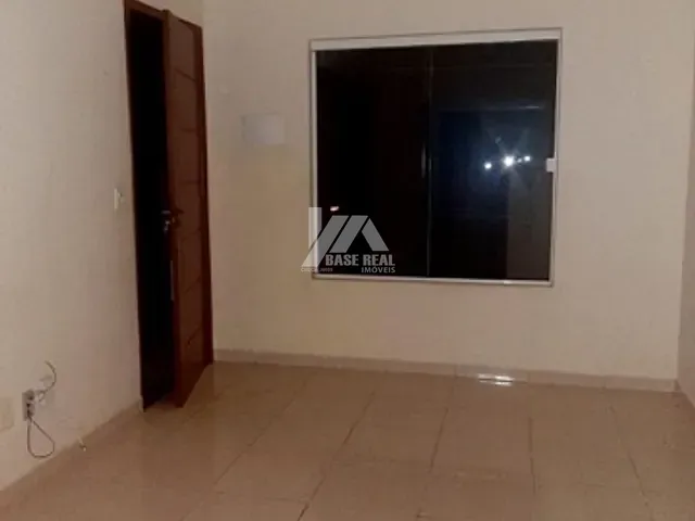 Casa com 62m² 2 quartos e 1 banheiro, à venda, no bairro Contorno em Ponta Grossa
