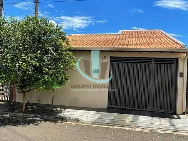Casa com 160m² 2 quartos e 2 banheiros, à venda, no bairro Jardim Victório Antônio de Santi II em Araraquara