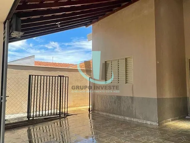 Casa com 160m² 2 quartos e 2 banheiros, à venda, no bairro Jardim Victório Antônio de Santi II em Araraquara