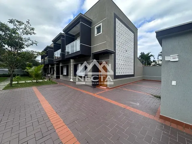 Casa com 100m² 2 quartos e 3 banheiros, à venda, no bairro Jardim do Sol em Caraguatatuba