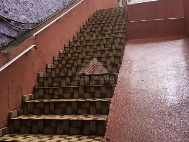 Casa com 500m² 2 quartos e 2 banheiros, à venda, no bairro Vila Nossa Senhora das Vitórias em Mauá