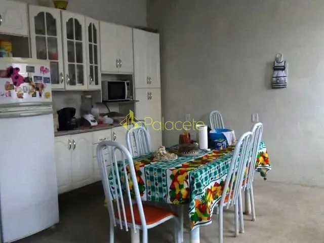 Casa com 189m² 3 quartos e 2 banheiros, à venda, no bairro Vila Hepacare em Lorena