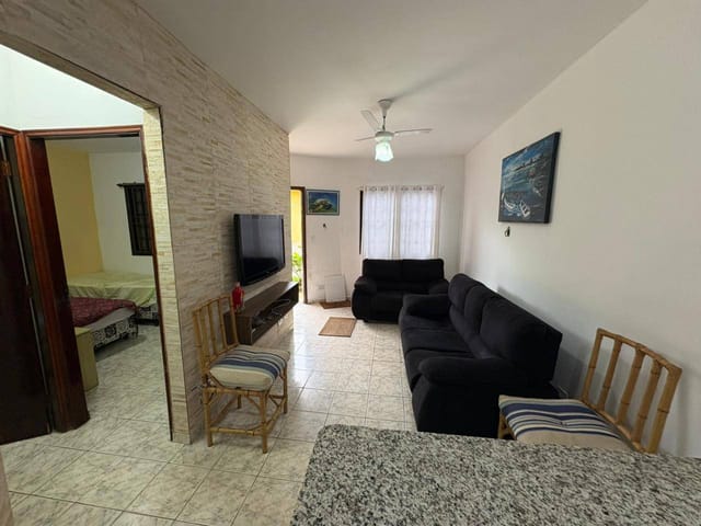Casa 2 quartos e 2 banheiros, à venda, no bairro Indaiá em Bertioga
