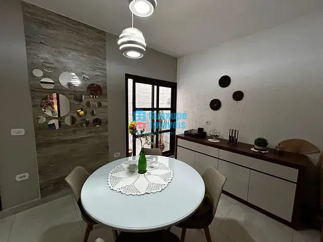 Casa com 250m² 3 quartos e 2 banheiros, à venda, no bairro Jardim Planalto em Guaxupé