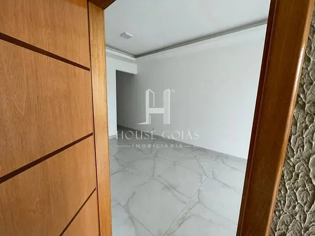 Casa com 180m² 2 quartos e 2 banheiros, à venda, no bairro Rosa dos Ventos em Aparecida de Goiânia