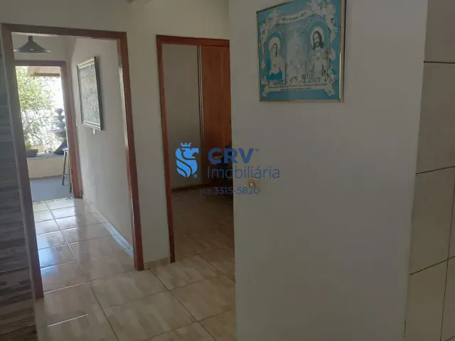 Casa com 258m² 2 quartos e 1 banheiro, à venda, no bairro Residencial Abussafe em Londrina