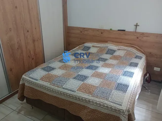 Casa com 258m² 2 quartos e 1 banheiro, à venda, no bairro Residencial Abussafe em Londrina