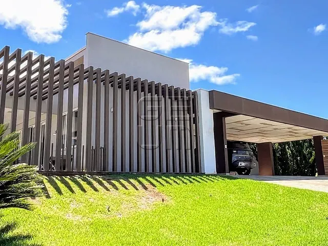 Casa com 1308m² 3 quartos e 4 banheiros, à venda, no bairro Condomínio Terras de Canaã em Londrina