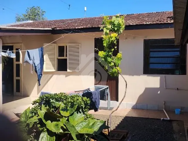 Casa 2 quartos e 1 banheiro, à venda, no bairro Centro em Bom Retiro do Sul