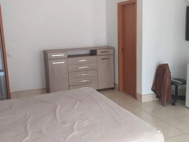 Casa com 270m² 4 quartos e 3 banheiros, à venda, no bairro Jardim Roberto em Osasco