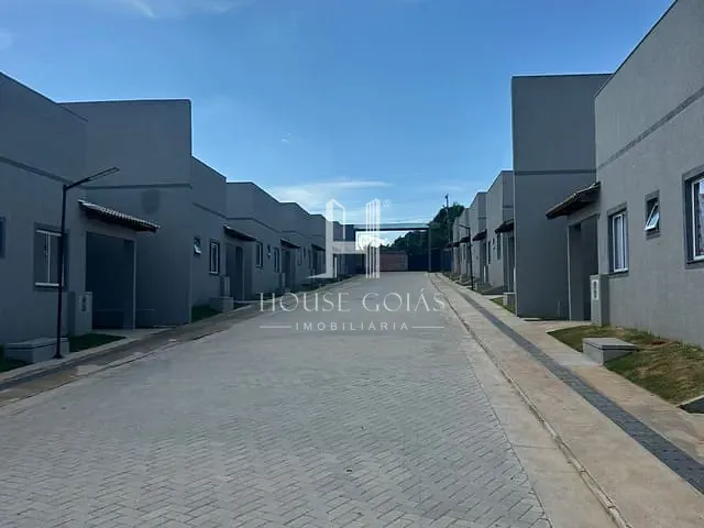 Casa com 143m² 3 quartos e 2 banheiros, à venda, no bairro Independência - 1º Complemento Setor das Mansões em Aparecida de Goiânia
