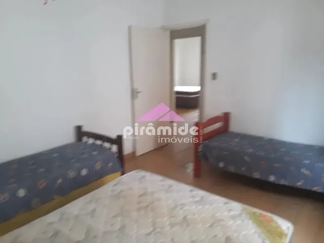 Casa com 500m² 5 quartos e 4 banheiros, à venda, no bairro Perequê-Acu em Ubatuba
