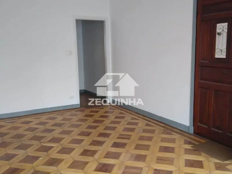 Casa, 4 quartos, 248 m² - Foto 1