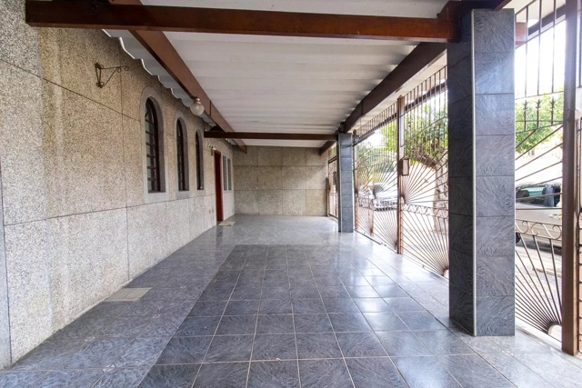 Casa com 234m² 5 quartos e 2 banheiros, à venda, no bairro Jardim Novo Campos Elíseos em Campinas