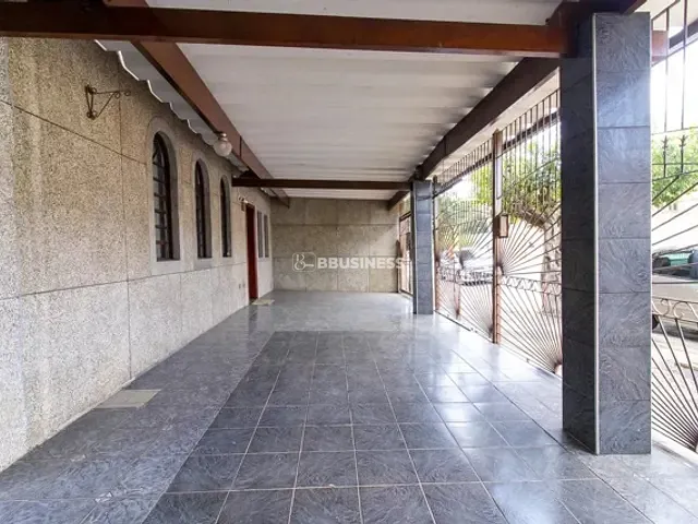 Casa com 234m² 5 quartos e 2 banheiros, à venda, no bairro Jardim Novo Campos Elíseos em Campinas