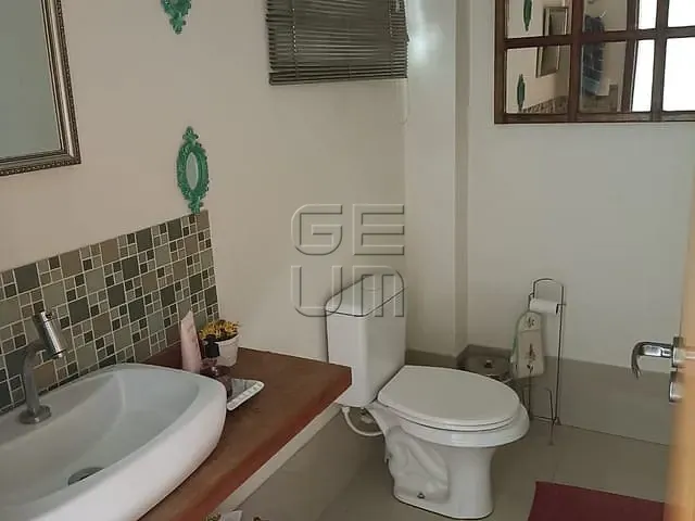 Casa com 250m² 3 quartos e 3 banheiros, à venda, no bairro Jardim dos Estados em Londrina