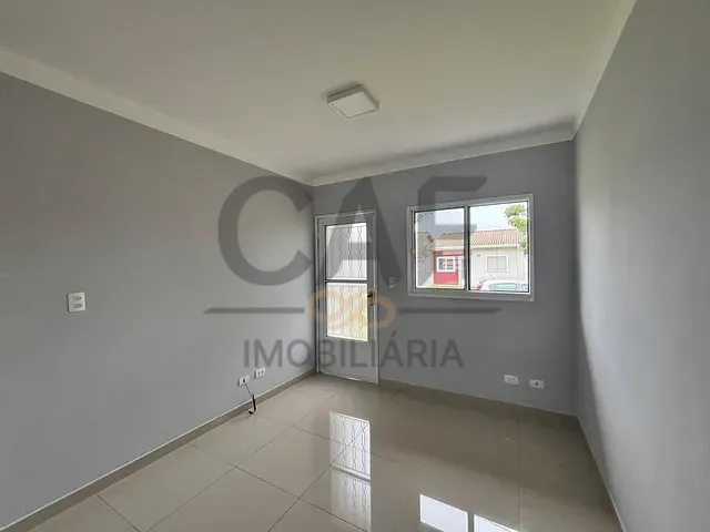 Casa 2 quartos e 1 banheiro, à venda, no bairro Vila das Tulipas em Holambra