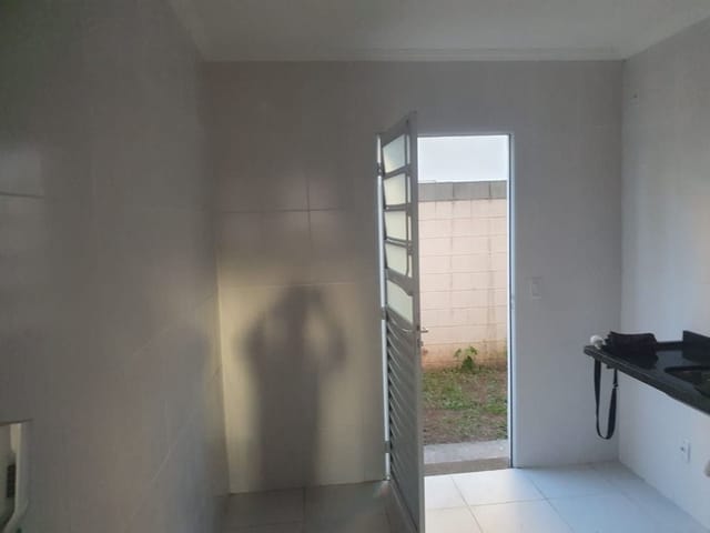 Casa com 48m² 2 quartos e 2 banheiros, à venda, no bairro Parque Monjolo em Cotia