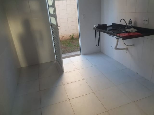 Casa com 48m² 2 quartos e 2 banheiros, à venda, no bairro Parque Monjolo em Cotia
