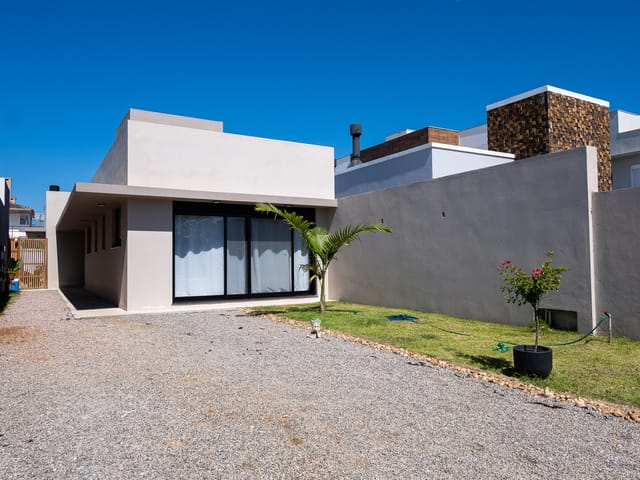 Casa com 400m² 2 quartos e 1 banheiro, à venda, no bairro Recanto de Portugal em Pelotas