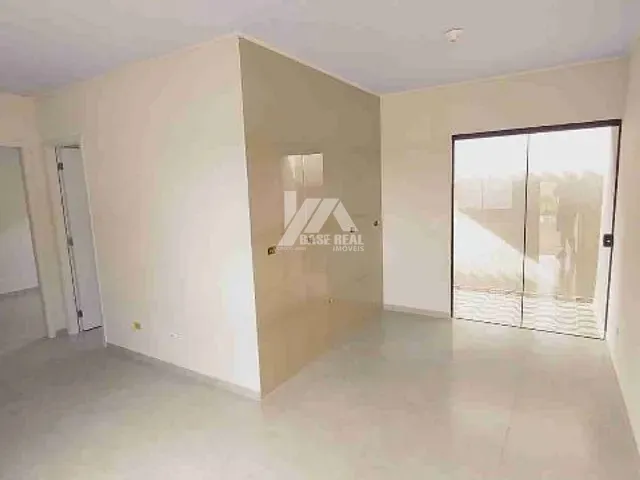 Casa 2 quartos e 1 banheiro, à venda, no bairro Contorno em Ponta Grossa