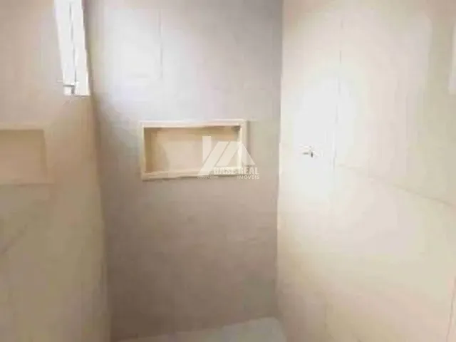 Casa 2 quartos e 1 banheiro, à venda, no bairro Contorno em Ponta Grossa