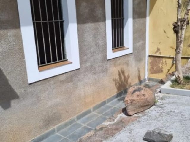 Casa com 275m² 2 quartos e 2 banheiros, à venda, no bairro Jardim Nilópolis em Campinas