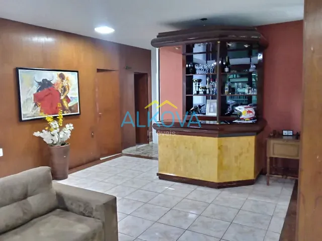 Casa com 900m² 3 quartos e 5 banheiros, à venda, no bairro Jardim Esplanada em São José dos Campos