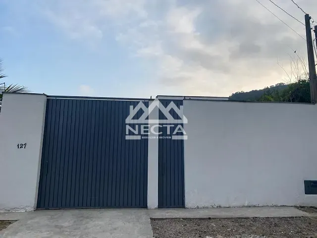 Casa com 250m² 3 quartos e 3 banheiros, à venda, no bairro Jardim do Sol em Caraguatatuba