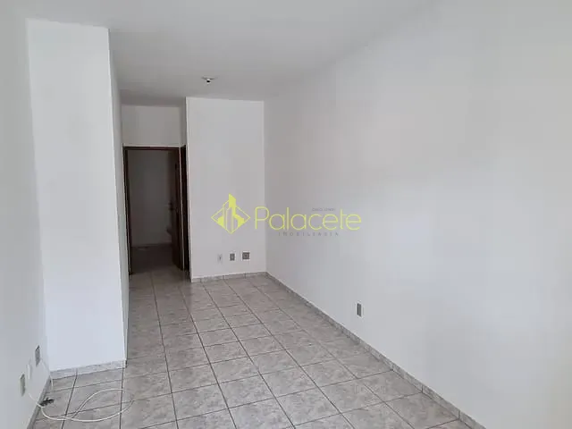 Casa com 200m² 2 quartos e 1 banheiro, à venda, no bairro Campo Alegre em Pindamonhangaba