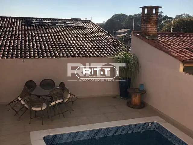 Casa com 330m² 6 quartos e 5 banheiros, à venda, no bairro Parque São Quirino em Campinas