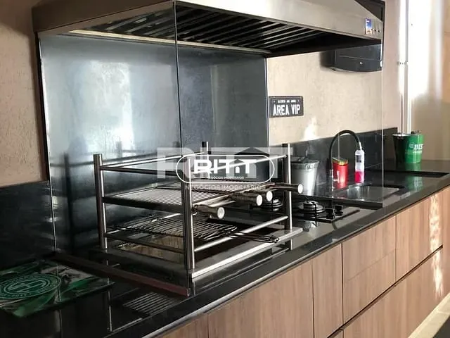 Casa com 330m² 6 quartos e 5 banheiros, à venda, no bairro Parque São Quirino em Campinas