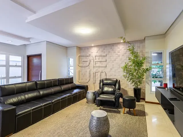 Casa com 638m² 4 quartos e 7 banheiros, à venda, no bairro Gleba Fazenda Palhano em Londrina