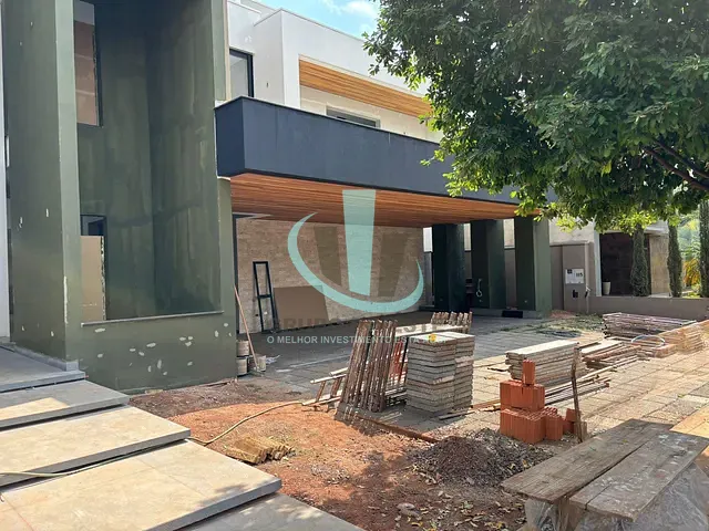 Casa com 681m² 4 quartos e 6 banheiros, à venda, no bairro Jardim Imperador em Araraquara