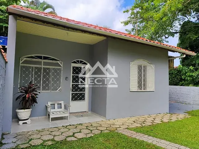 Casa com 384m² 2 quartos e 2 banheiros, à venda, no bairro Mar Verde II em Caraguatatuba