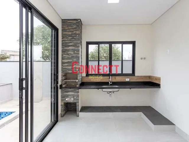 Casa com 300m² 3 quartos e 3 banheiros, à venda, no bairro Portal da Mata 	 em Ribeirão Preto