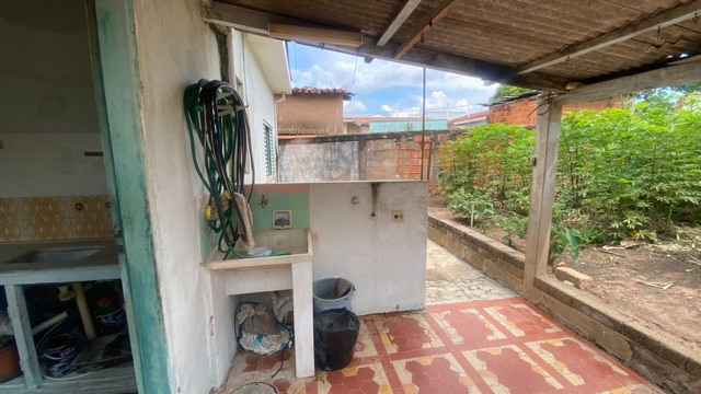 Casa 2 quartos e 1 banheiro, à venda, no bairro Jardim Nova Europa em Campinas