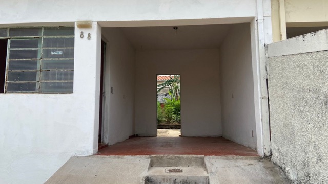 Casa 2 quartos e 1 banheiro, à venda, no bairro Jardim Nova Europa em Campinas
