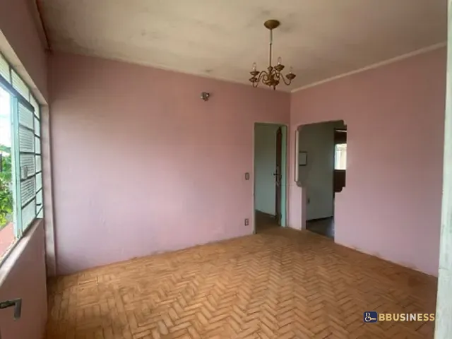 Casa 2 quartos e 1 banheiro, à venda, no bairro Jardim Nova Europa em Campinas