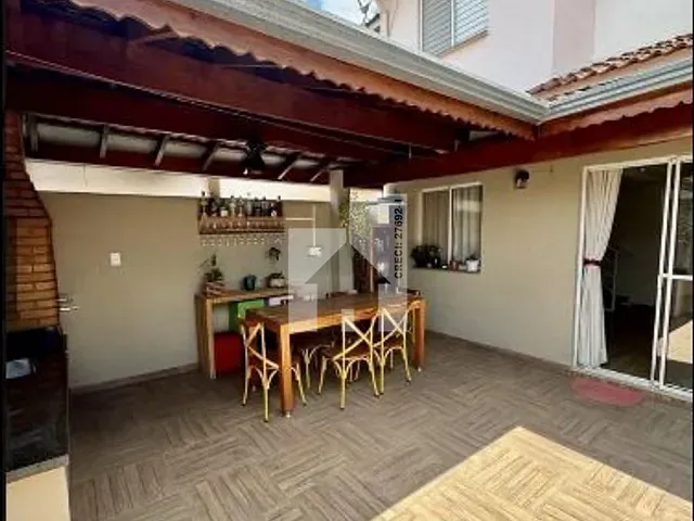 Casa 3 quartos e 3 banheiros, à venda, no bairro Jardim Shangai em Jundiaí