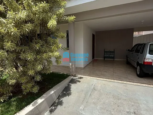 Casa com 360m² 2 quartos e 2 banheiros, para alugar, no bairro Residencial Nova Floresta em Guaxupé
